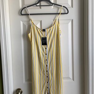 NWT Button dress!